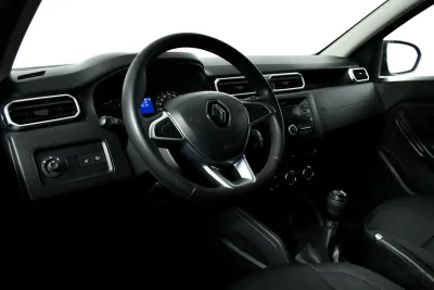 Автомобиль Renault Duster, 1.6 л, передний привод, МКПП, бензин в наличии в Новосибирск