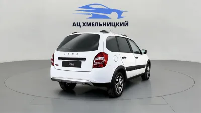 Автомобиль LADA Granta Универсал, 1.6 л, передний привод, МКПП, бензин в наличии в Новосибирск