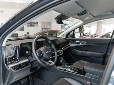 Автомобиль Kia Sportage, 2 л, передний привод, АКПП, бензин в наличии в Краснодаре