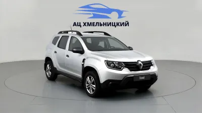 Автомобиль Renault Duster, 1.6 л, передний привод, МКПП, бензин в наличии в Новосибирск