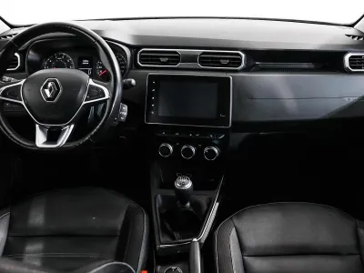 Автомобиль Renault Duster, 1.3 л, полный привод, МКПП, бензин в наличии в Омске