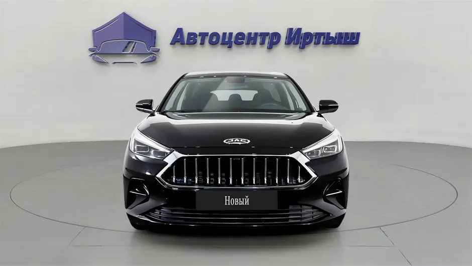 Автомобиль JAC J7, 1.5 л, передний привод, Вариатор, бензин в наличии в Омске