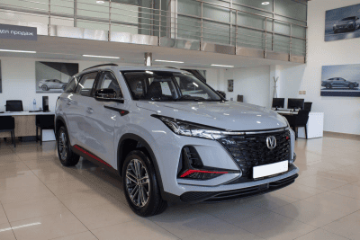 Автомобиль Changan CS75 Plus, 1.5 л, передний привод, АКПП, бензин в наличии в Краснодаре