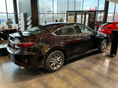 Автомобиль Mazda 6, 2 л, передний привод, АКПП, бензин в наличии в Екатеринбург