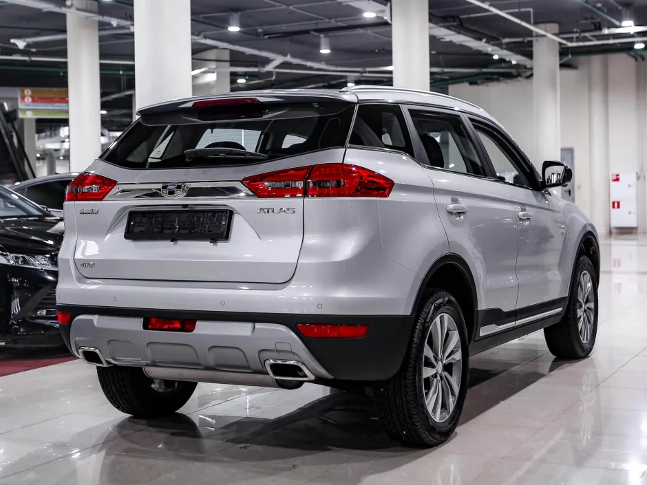 Джили 2021. Geely Atlas 2021.