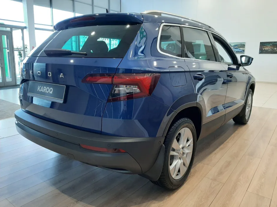 Автомобиль Skoda Karoq, 1.4 л, полный привод, Робот, бензин в наличии в Санкт-Петербург