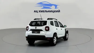 Автомобиль Renault Duster, 1.6 л, полный привод, МКПП, бензин в наличии в Новосибирск