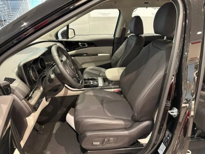 Автомобиль Kia Carnival, 2.2 л, передний привод, АКПП, дизель в наличии в Краснодаре