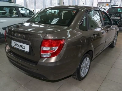 Автомобиль LADA Granta Cross, 1.6 л, передний привод, МКПП, бензин в наличии в Екатеринбургe