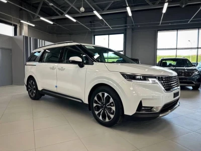 Автомобиль Kia Carnival, 2.2 л, передний привод, АКПП, дизель в наличии в Краснодаре