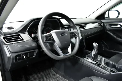 Автомобиль JAC J7, 1.5 л, передний привод, Вариатор, бензин в наличии в Новосибирск