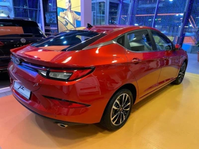 Автомобиль JAC J7, 1.5 л, передний привод, Вариатор, бензин в наличии в Екатеринбургe