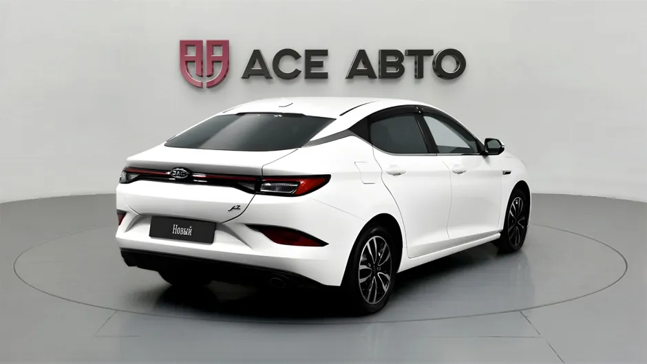 Автомобиль JAC J7, 1.5 л, передний привод, Вариатор, бензин в наличии в Самаре