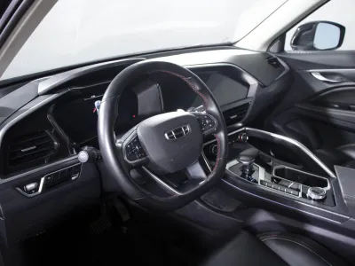 Автомобиль Geely Tugella, 2 л, полный привод, АКПП, бензин в наличии в Новосибирск