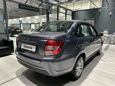 Автомобиль LADA Granta Седан, 1.6 л, передний привод, МКПП, бензин в наличии в Екатеринбургe