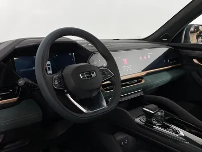 Автомобиль Geely Monjaro, 2 л, полный привод, АКПП, бензин в наличии в Новосибирск