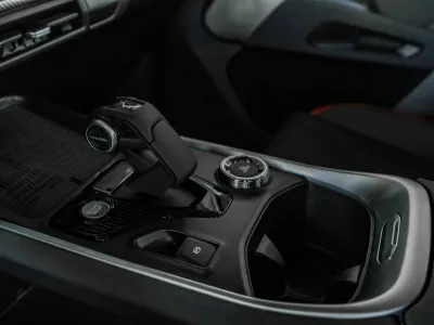 Автомобиль Haval H3, 1.5 л, полный привод, Робот, бензин в наличии в Санкт-Петербург