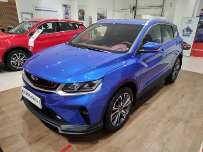 Автомобиль Geely Coolray, 1.5 л, передний привод, Робот, бензин в наличии в Санкт-Петербург