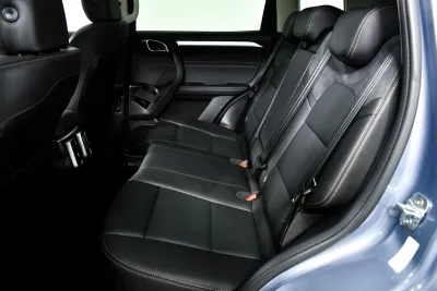 Автомобиль Haval Dargo, 2 л, полный привод, Робот, бензин в наличии в Новосибирск