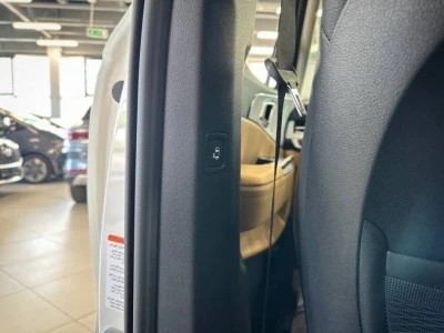 Автомобиль Kia Carnival, 2.2 л, передний привод, АКПП, дизель в наличии в Краснодаре
