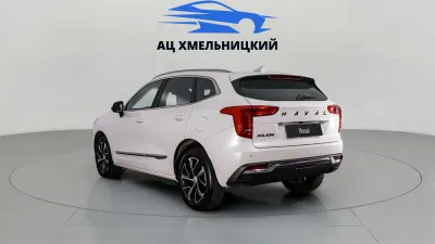Автомобиль Haval Jolion, 1.5 л, передний привод, Робот, бензин в наличии в Новосибирск