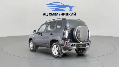 Автомобиль LADA Niva Travel, 1.7 л, полный привод, МКПП, бензин в наличии в Новосибирск