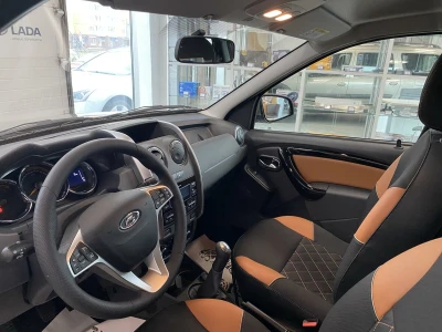 Автомобиль LADA Largus 5 мест, 1.6 л, передний привод, МКПП, бензин в наличии в Новосибирске