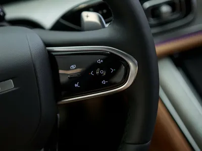 Автомобиль JAECOO J8, 2 л, полный привод, Робот, бензин в наличии в Санкт-Петербург