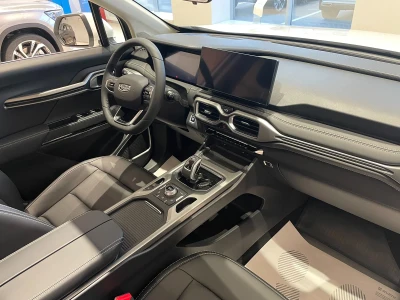 Автомобиль Geely Okavango, 1.5 л, передний привод, Робот, бензин в наличии в Краснодаре