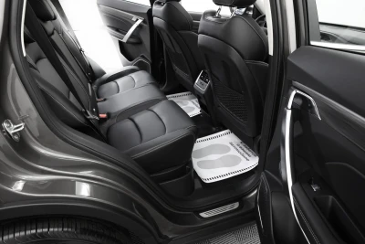 Автомобиль Geely Atlas Pro, 1.5 л, полный привод, Робот, бензин в наличии в Тюмени