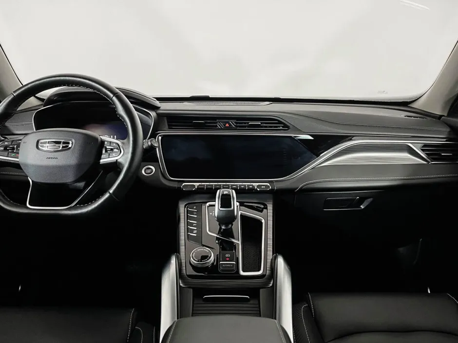 Автомобиль Geely Atlas Pro, 1.5 л, полный привод, Робот, бензин в наличии в Самаре