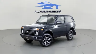 Автомобиль LADA Niva Legend 3D, 1.7 л, полный привод, МКПП, бензин в наличии в Новосибирск