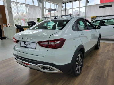 Автомобиль LADA Vesta Cross, 1.6 л, передний привод, МКПП, бензин в наличии в Новосибирске