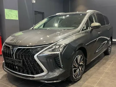 Автомобиль Forthing Yacht, 1.5 л, передний привод, Робот, бензин в наличии в Тюмени