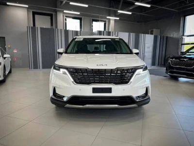 Автомобиль Kia Carnival, 2.2 л, передний привод, АКПП, дизель в наличии в Краснодаре