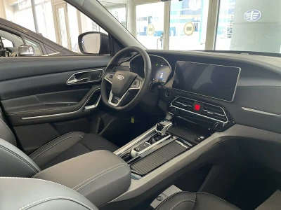 Автомобиль JAC S7, 1.5 л, передний привод, Робот, бензин в наличии в Екатеринбург