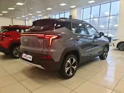 Автомобиль JAC JS4, 1.5 л, передний привод, МКПП, бензин в наличии в Екатеринбургe