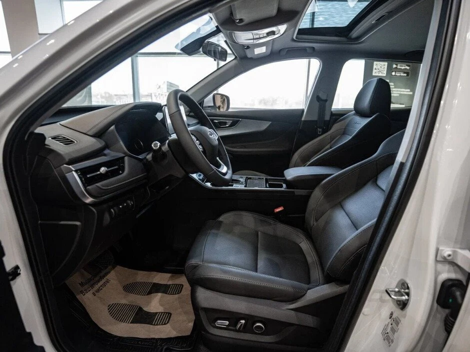 Автомобиль Chery Tiggo 4 Pro, 1.5 л, передний привод, Вариатор, бензин в наличии в Санкт-Петербург