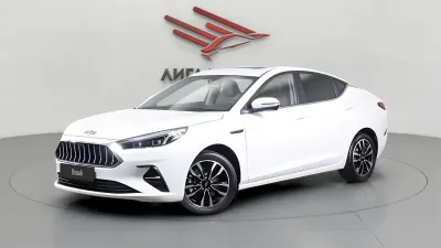 Автомобиль JAC J7, 1.5 л, передний привод, Вариатор, бензин в наличии в Нижнем Новгороде