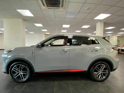 Автомобиль Changan UNI-S, 1.5 л, передний привод, Робот, бензин в наличии в Краснодаре