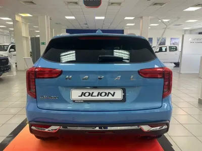 Автомобиль Haval Jolion, 1.5 л, передний привод, Робот, бензин в наличии в Москва