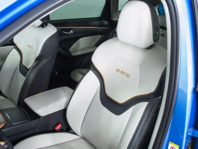 Автомобиль Haval Jolion, 1.5 л, полный привод, Робот, бензин в наличии в Новосибирск