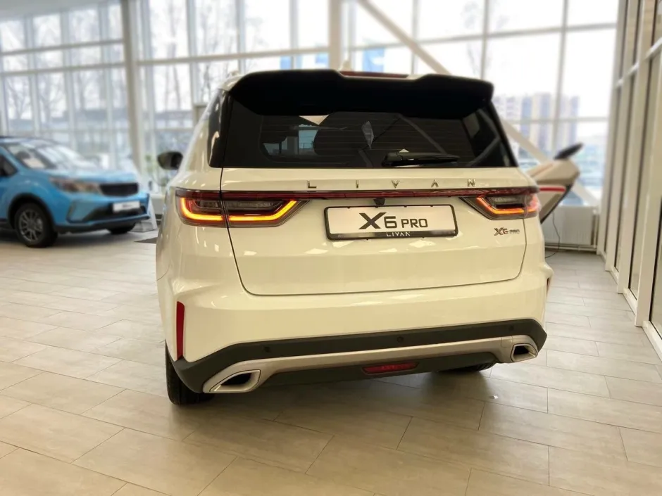 Автомобиль Livan X6 Pro, 1.5 л, передний привод, Робот, бензин в наличии в Краснодаре