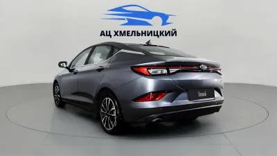 Автомобиль JAC J7, 1.5 л, передний привод, Вариатор, бензин в наличии в Новосибирск