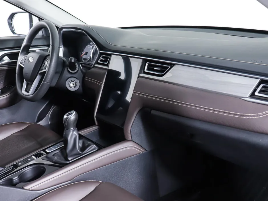 Автомобиль JAC J7, 1.5 л, передний привод, Вариатор, бензин в наличии в Самаре