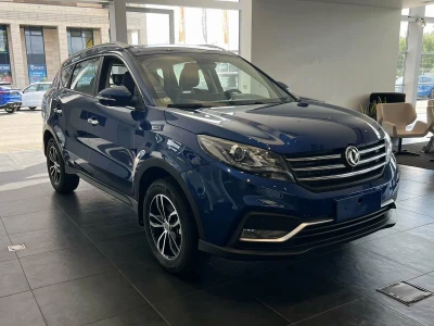 Автомобиль DongFeng 580, 1.5 л, передний привод, Вариатор, бензин в наличии в Краснодаре