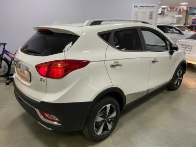 Автомобиль JAC S3, 1.6 л, передний привод, Вариатор, бензин в наличии в Екатеринбург