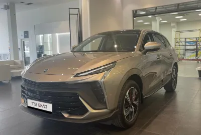 Автомобиль Forthing T5 EVO, 1.5 л, передний привод, Робот, бензин в наличии в Краснодаре