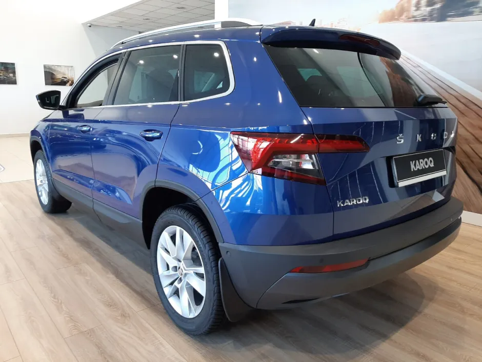 Автомобиль Skoda Karoq, 1.4 л, полный привод, Робот, бензин в наличии в Санкт-Петербург