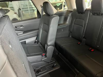 Автомобиль Nissan Pathfinder, 3.5 л, полный привод, АКПП, бензин в наличии в Краснодаре
